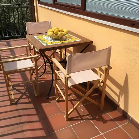 Casa Dei Limoni * Garda (Verona)